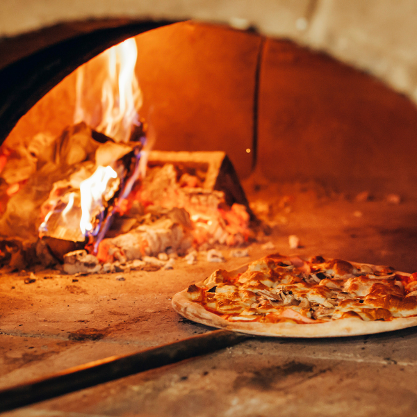 The Complete Pizza Oven Buyer's Guide: Choosing, Using, and Maintaining Your Ideal Oven